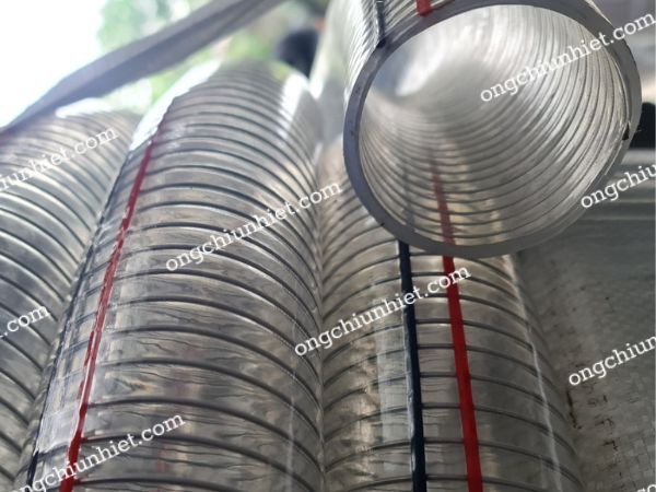 Ống nhựa lõi thép xanh đỏ