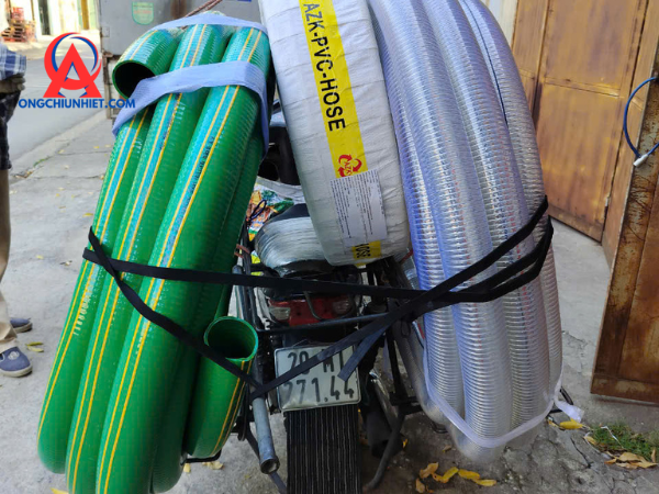 Ống nhựa mềm lõi thép xanh-Trắng hút bể phốt