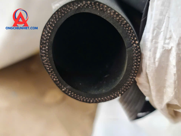 Ống cao su bố vải chịu dẫn xăng dầu